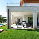 Casa Linda Villa