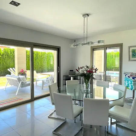 Casa Linda Villa *