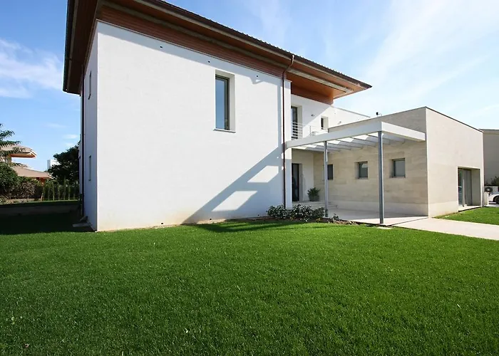 Вілла Casa Linda *